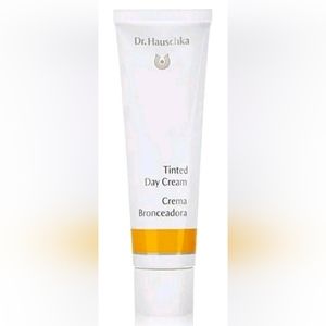 Dr. Hauschka Revitalizing tinted Day Cream 1.0 fl oz